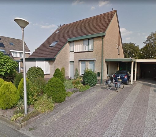 Klimop 10, Vroomshoop